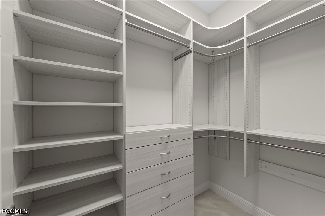 WalkInClosets