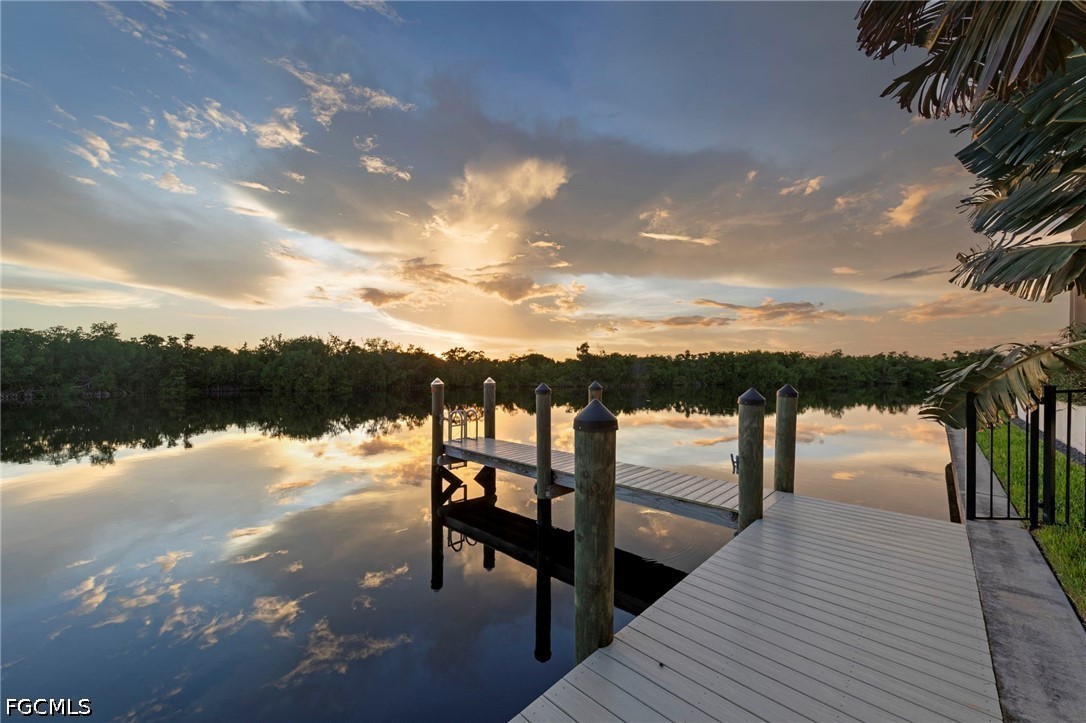 Dock