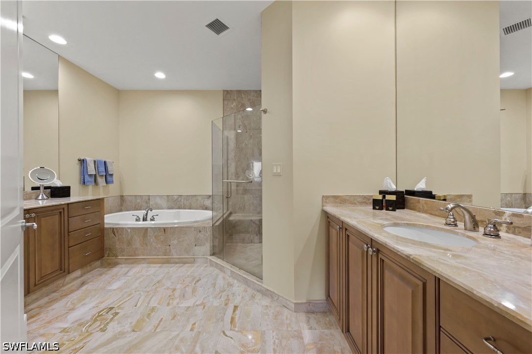 4951 Bonita Bay Unit Ph 302, Bonita Springs, FL 34134