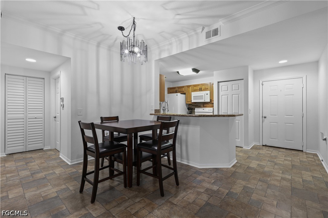 DiningArea