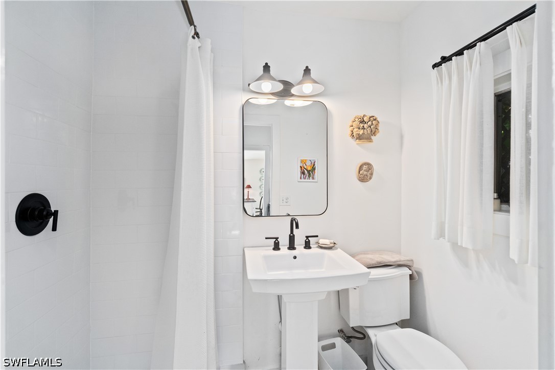 10810 Goodwin, Bonita Springs, FL 34135