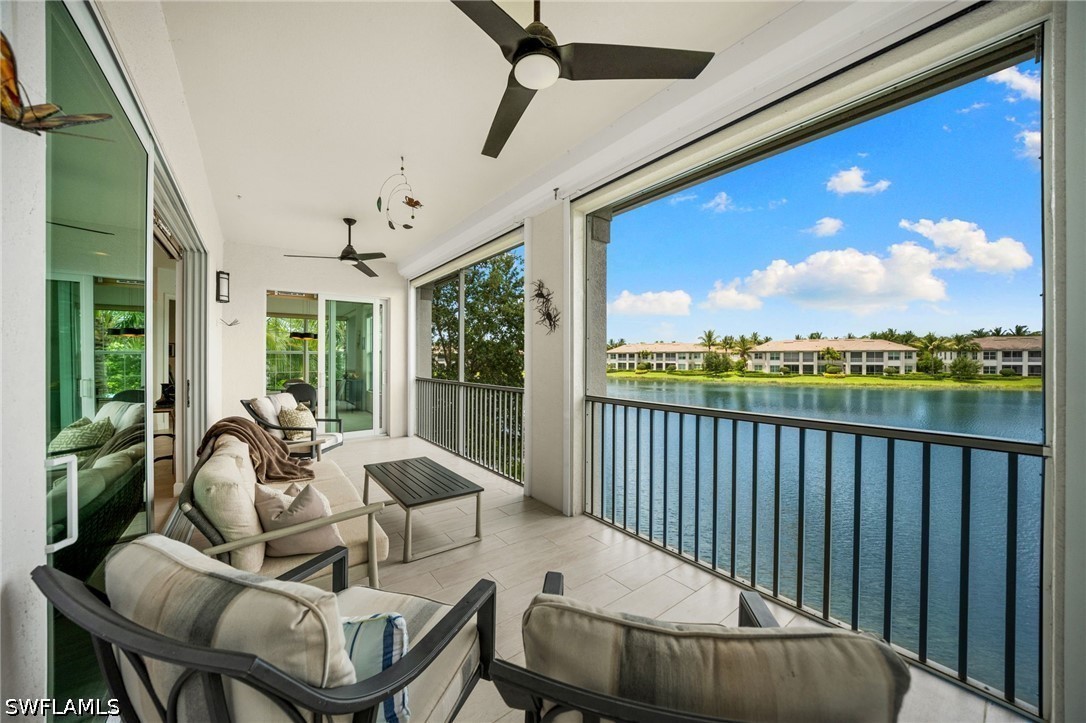 8062 Signature Club Unit 201, Naples, FL 34113
