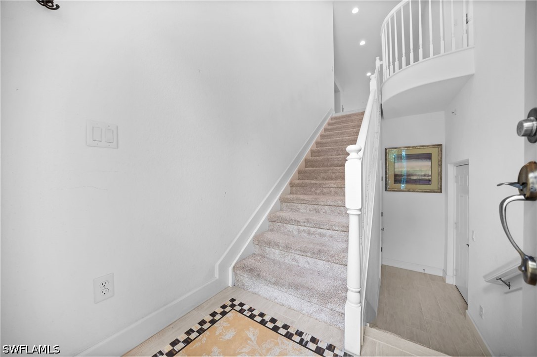 8062 Signature Club Unit 201, Naples, FL 34113