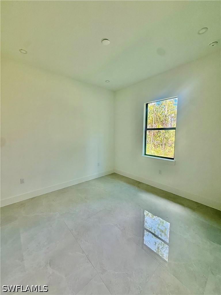 3144 10th, Naples, FL 34120