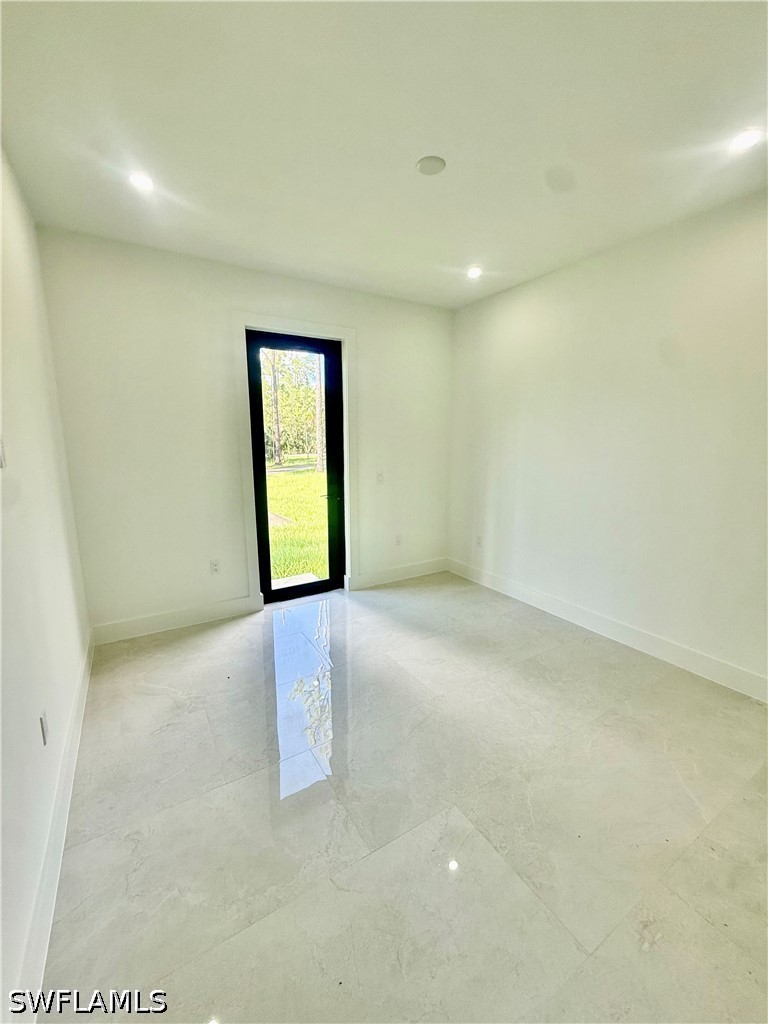 3144 10th, Naples, FL 34120