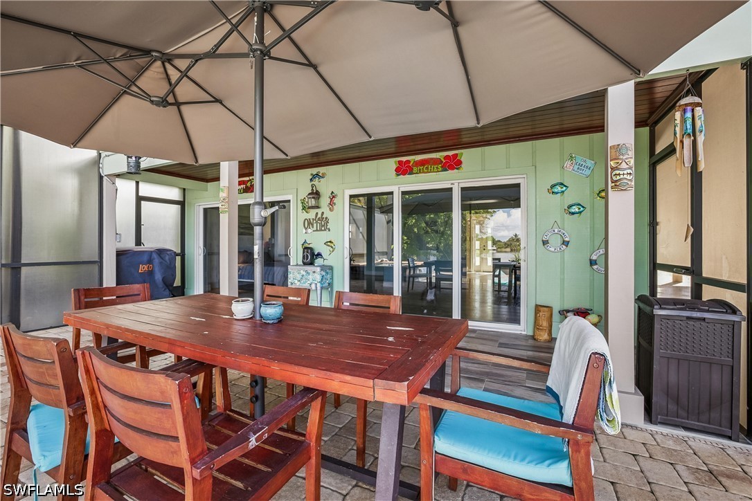 DiningArea