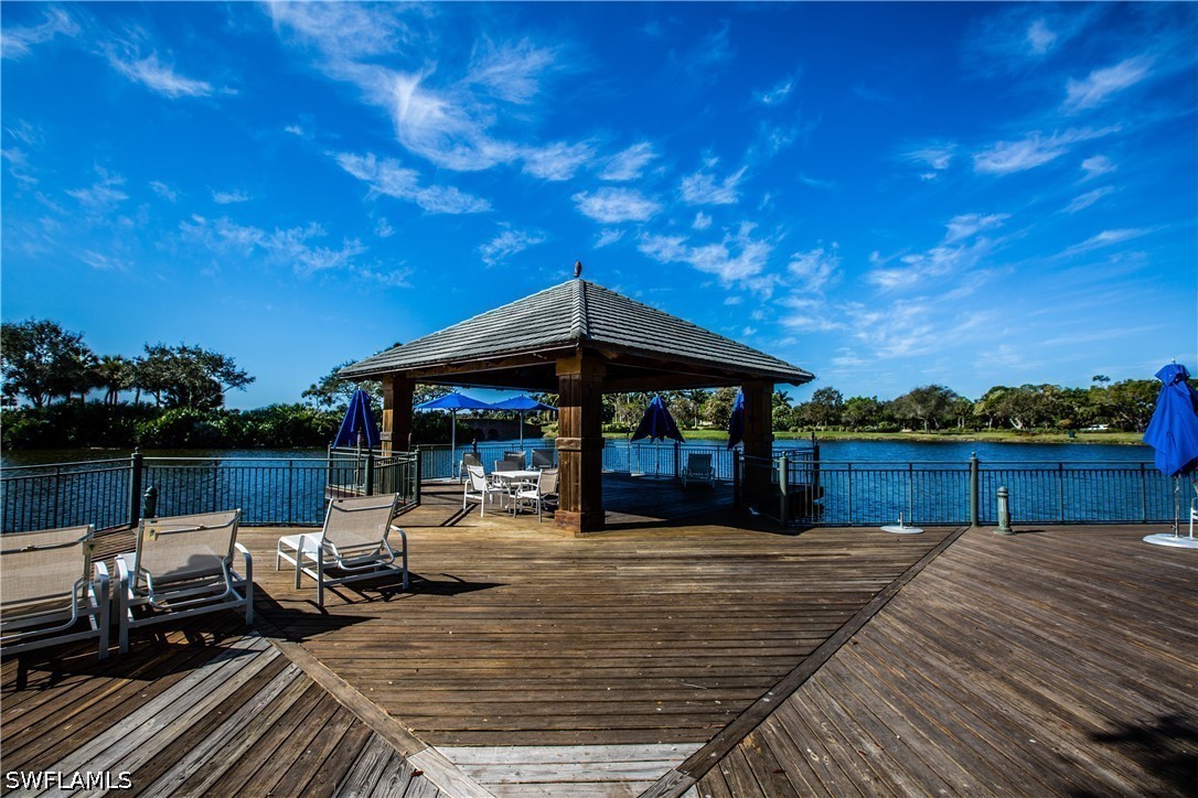 Dock