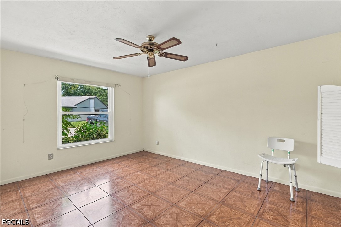 10431 New Bedford, Lehigh Acres, FL 33936
