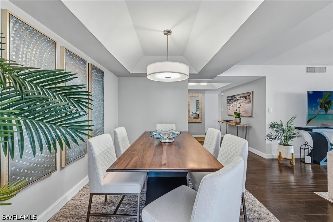 DiningArea