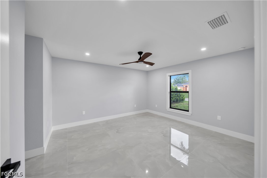 2124 16th, Cape Coral, FL 33909