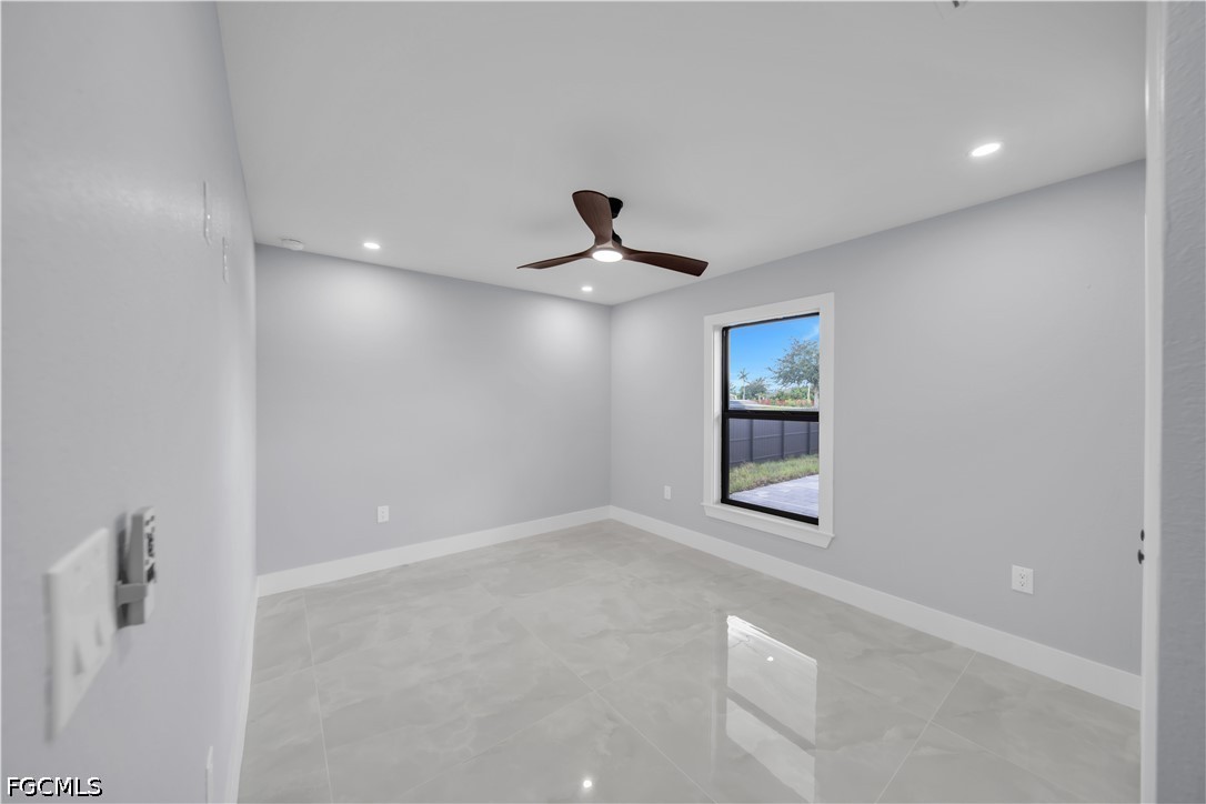 2124 16th, Cape Coral, FL 33909