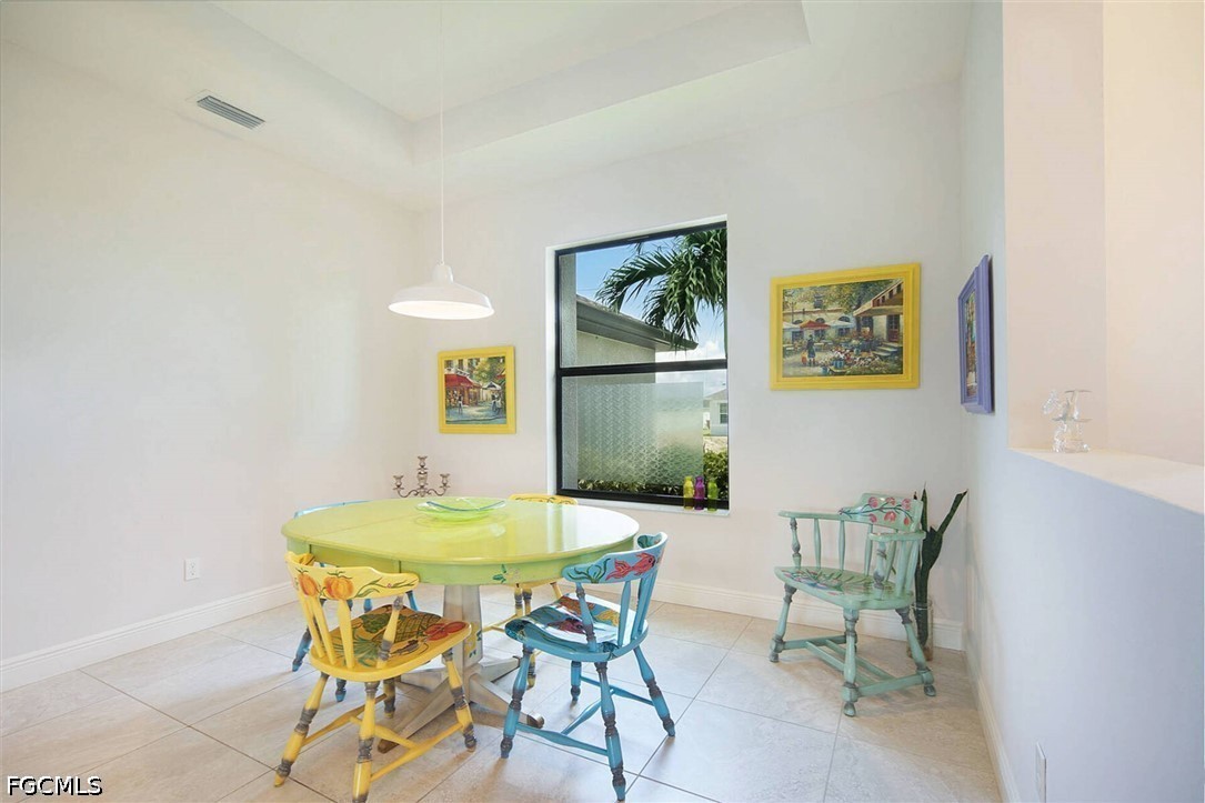 DiningArea