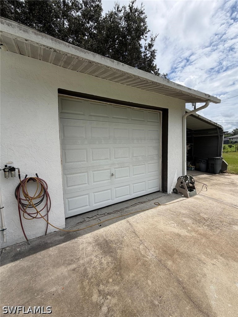 Garage