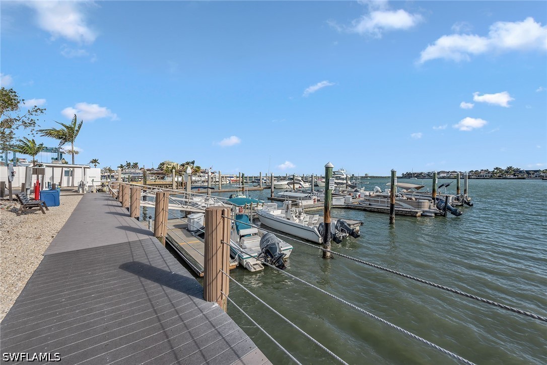 Dock