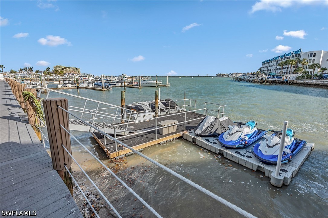 Dock