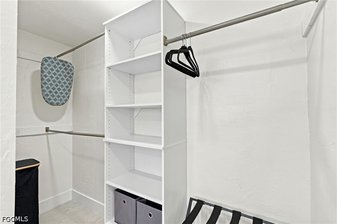 WalkInClosets