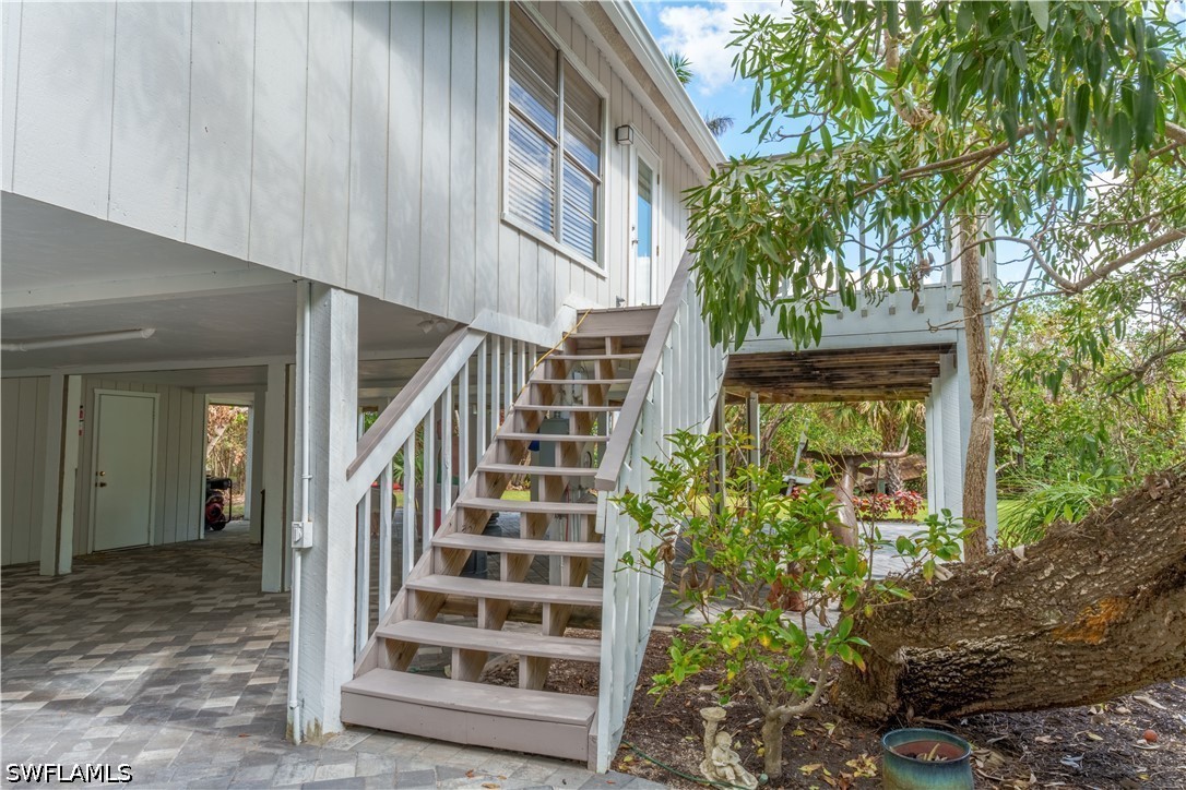 5058 Seahorse, Naples, FL 34103