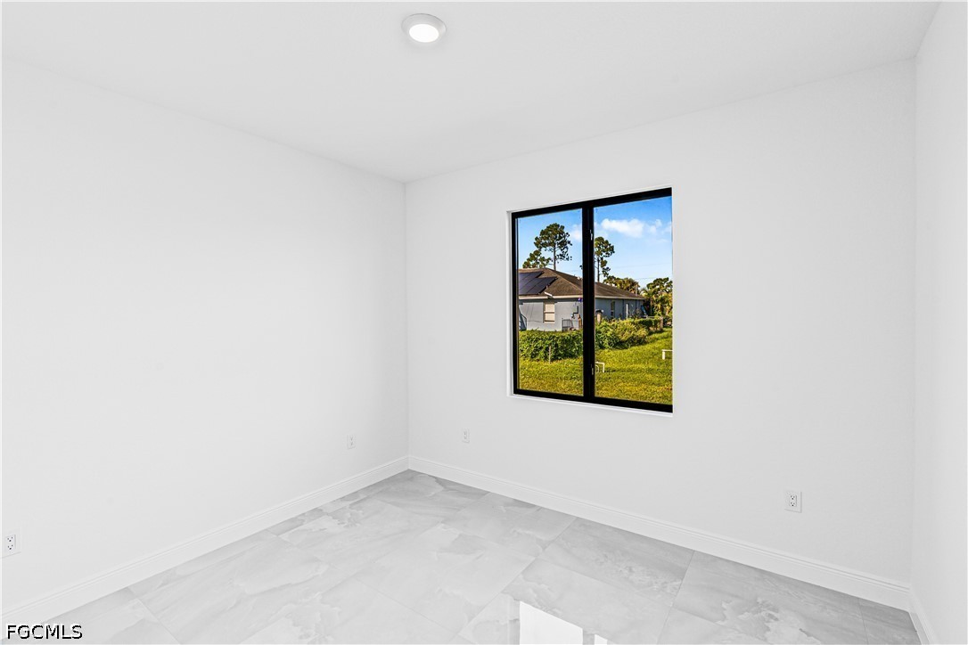 376 Cratsley, Lehigh Acres, FL 33974