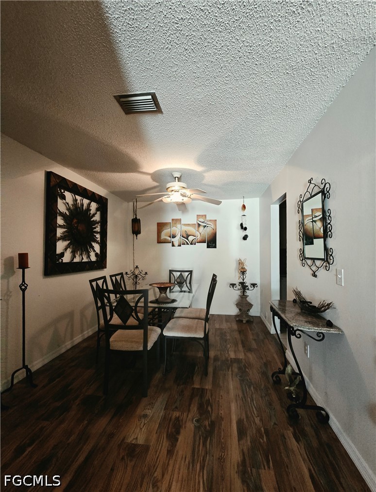 DiningArea