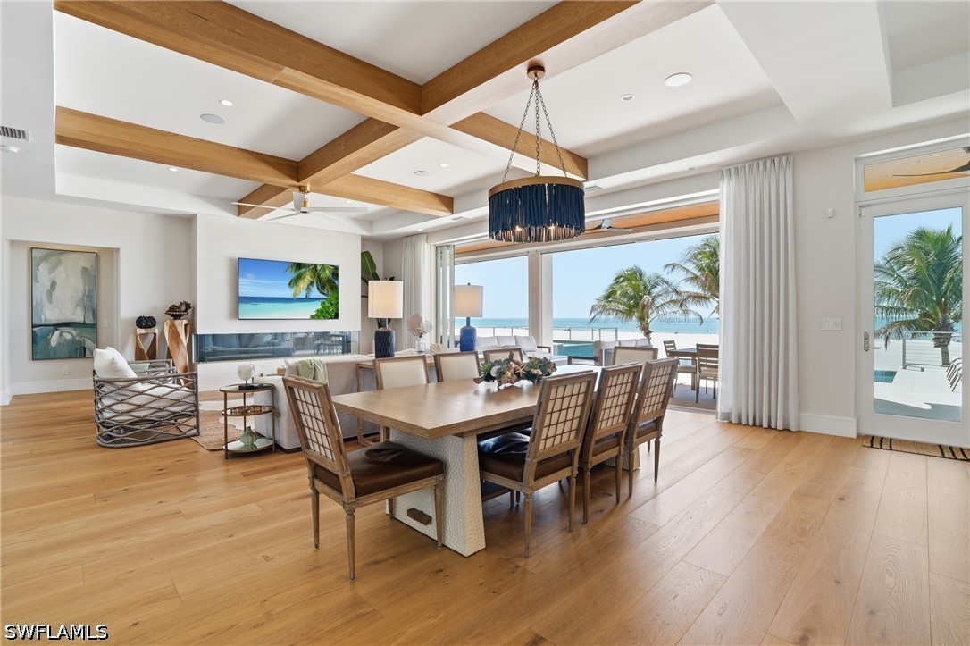 DiningArea