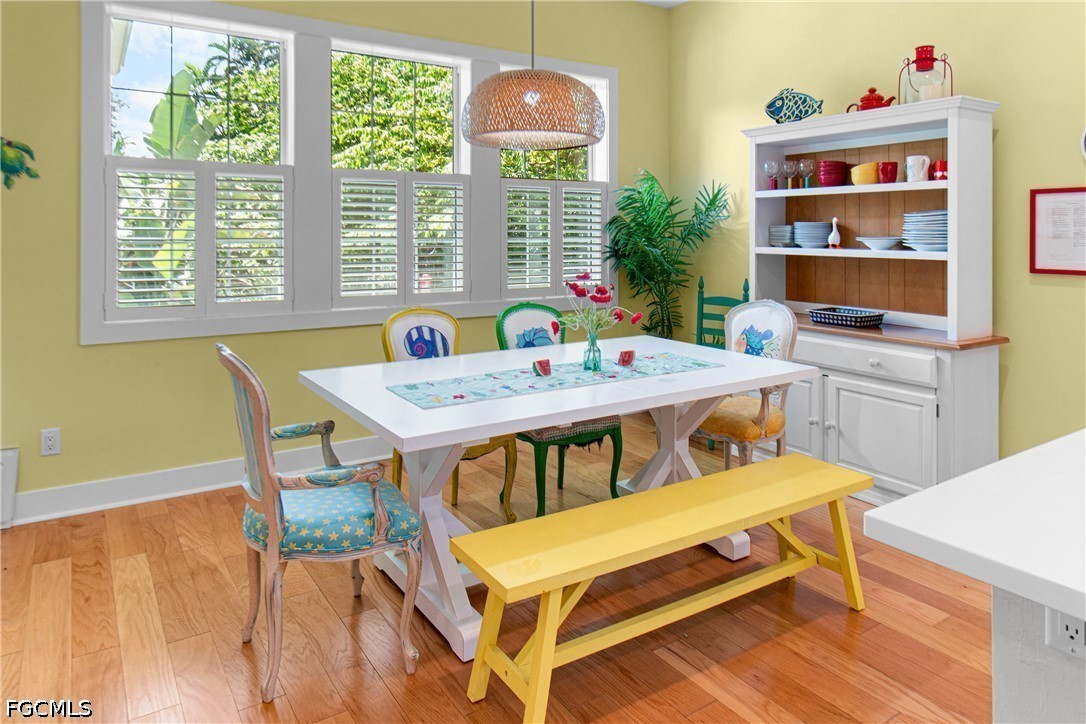 DiningArea