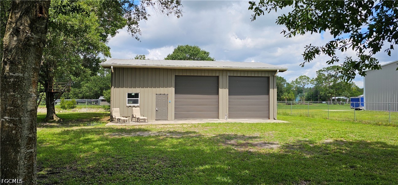 Garage