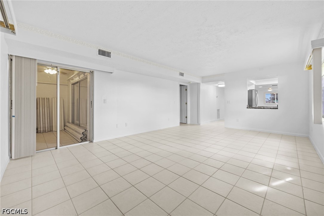 4426 Santa Barbara Unit 101, Cape Coral, FL 33914