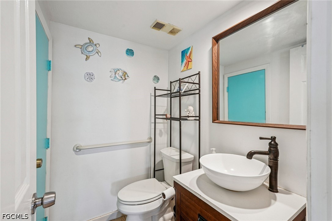 17034 Golfside Unit 701, Fort Myers, FL 33908