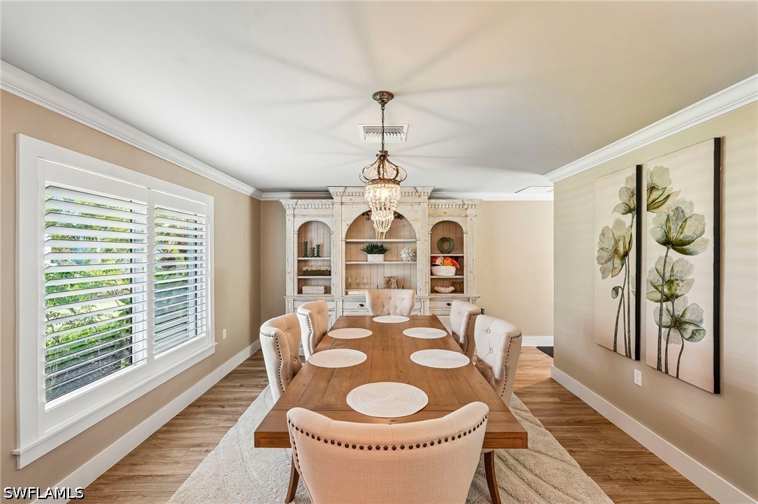 DiningArea
