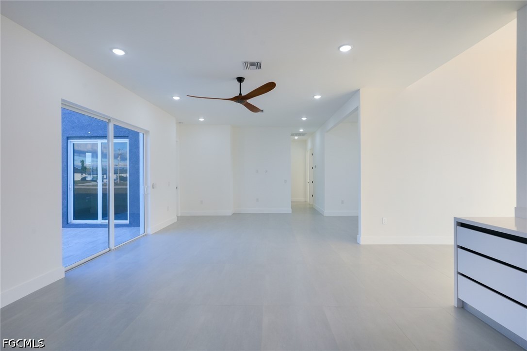 5 26th, Cape Coral, FL 33991