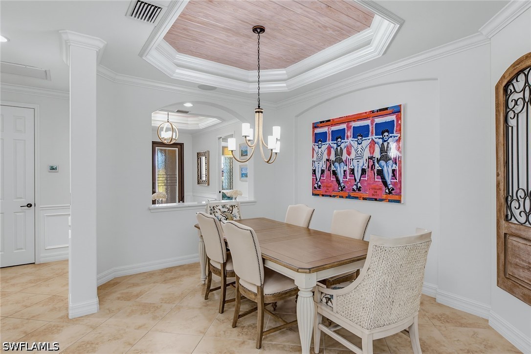 DiningArea