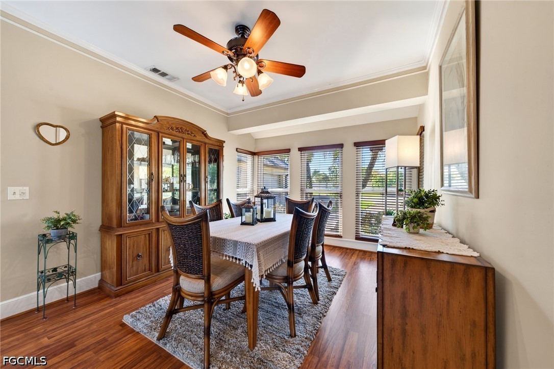DiningArea