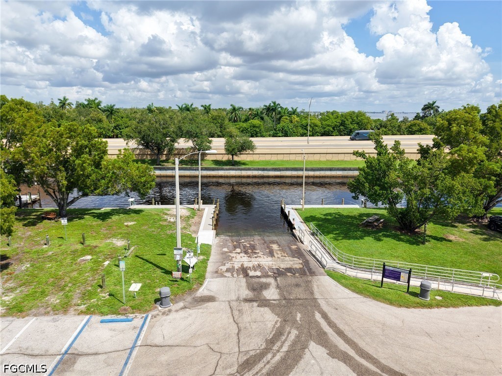 1805 Everest, Cape Coral, FL 33904