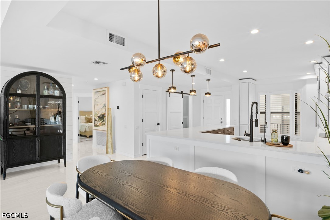 DiningArea