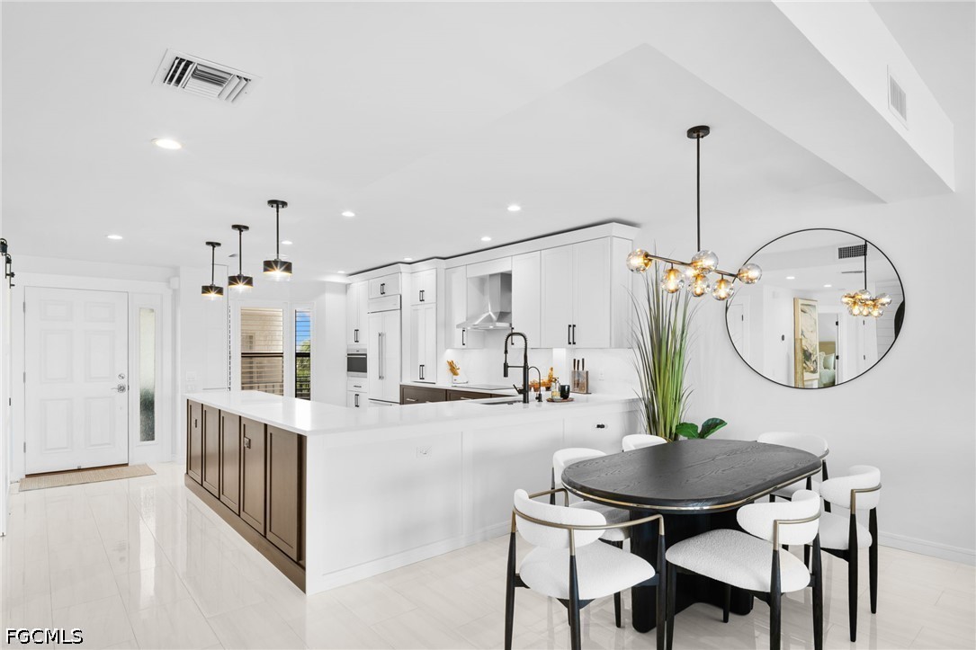 DiningArea
