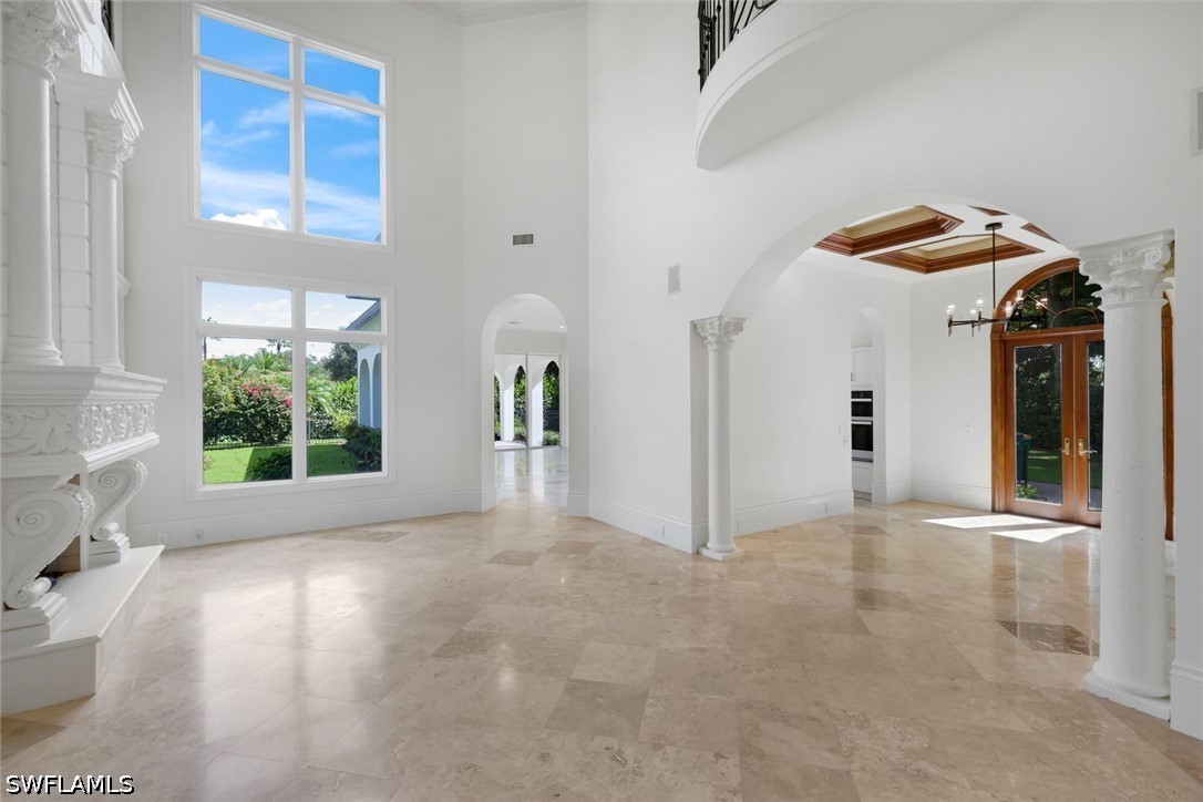 1609 Chinaberry, Naples, FL 34105