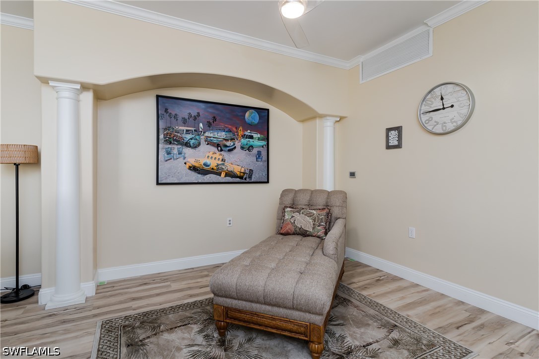DiningRoom