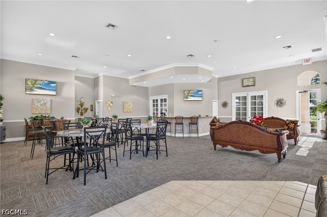 DiningArea