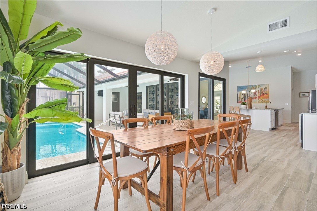 DiningArea