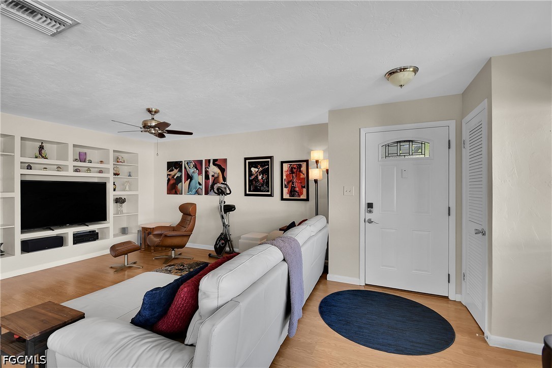 LivingRoom