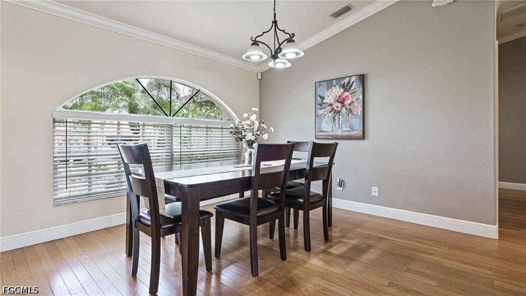 DiningArea