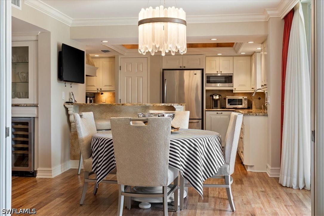 DiningArea