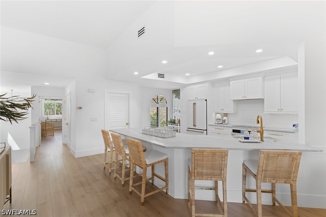 7016 Pelican Bay Unit G202, Naples, FL 34108