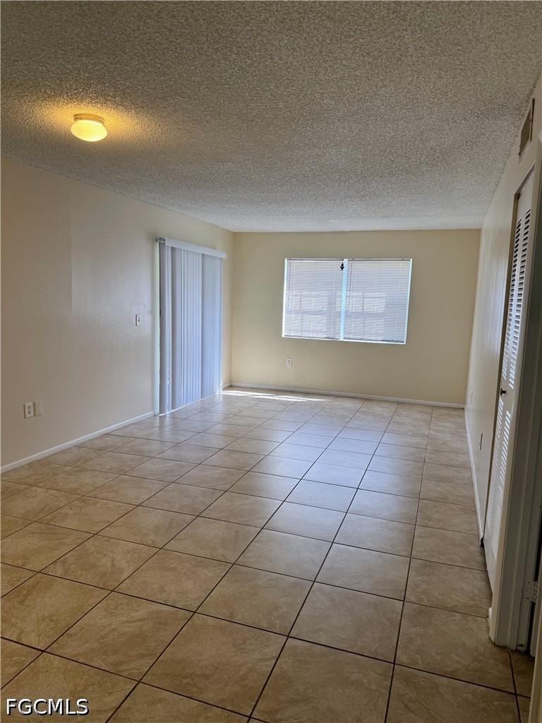 3421 Winkler Unit 411, Fort Myers, FL 33916
