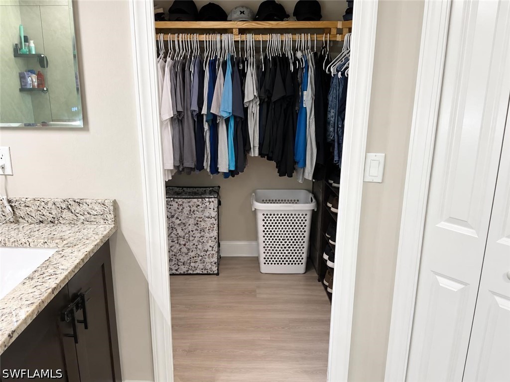 2982 2nd, Naples, FL 34120