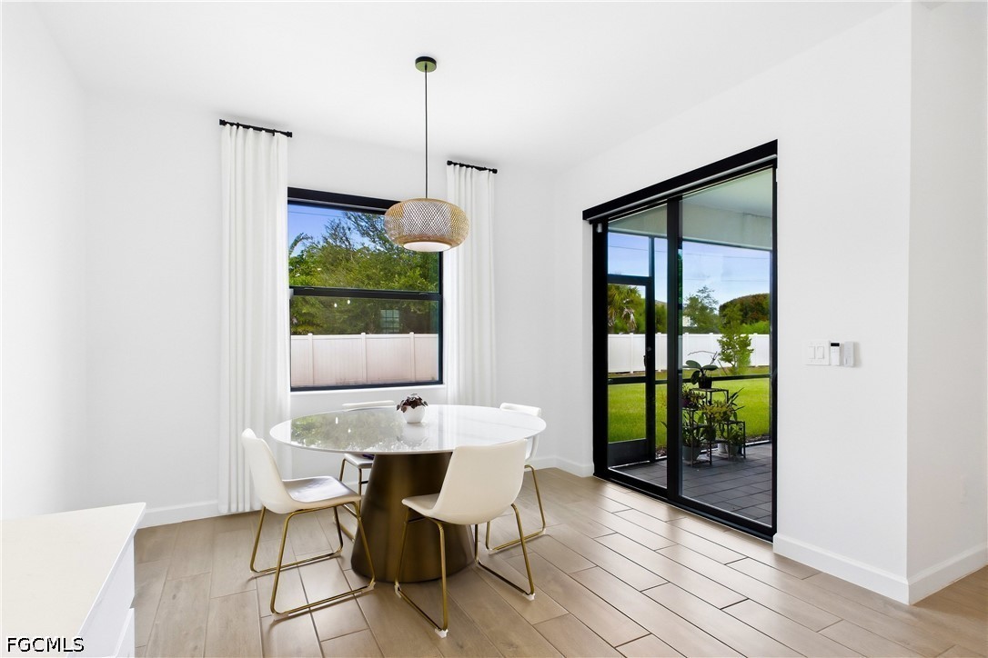 DiningArea