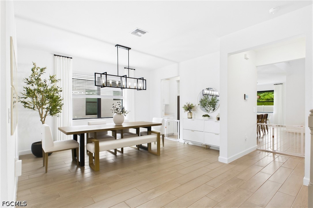 DiningArea