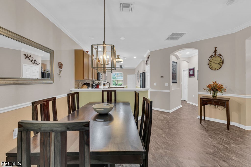 DiningArea