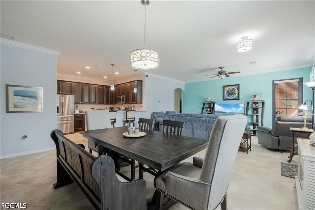 DiningArea