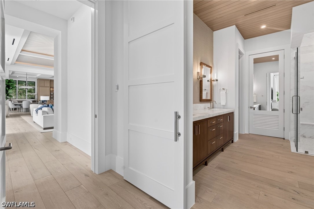 2231 Forrest, Naples, FL 34102